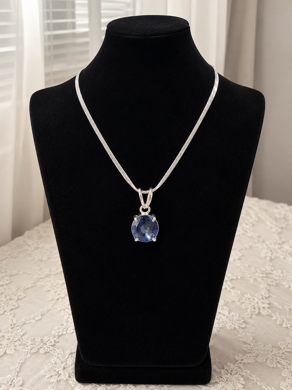 Natural Certified 23.35 Ct Blue Topaz 925 Sterling Silver Oval Cut necklace - Picture 2 of 8